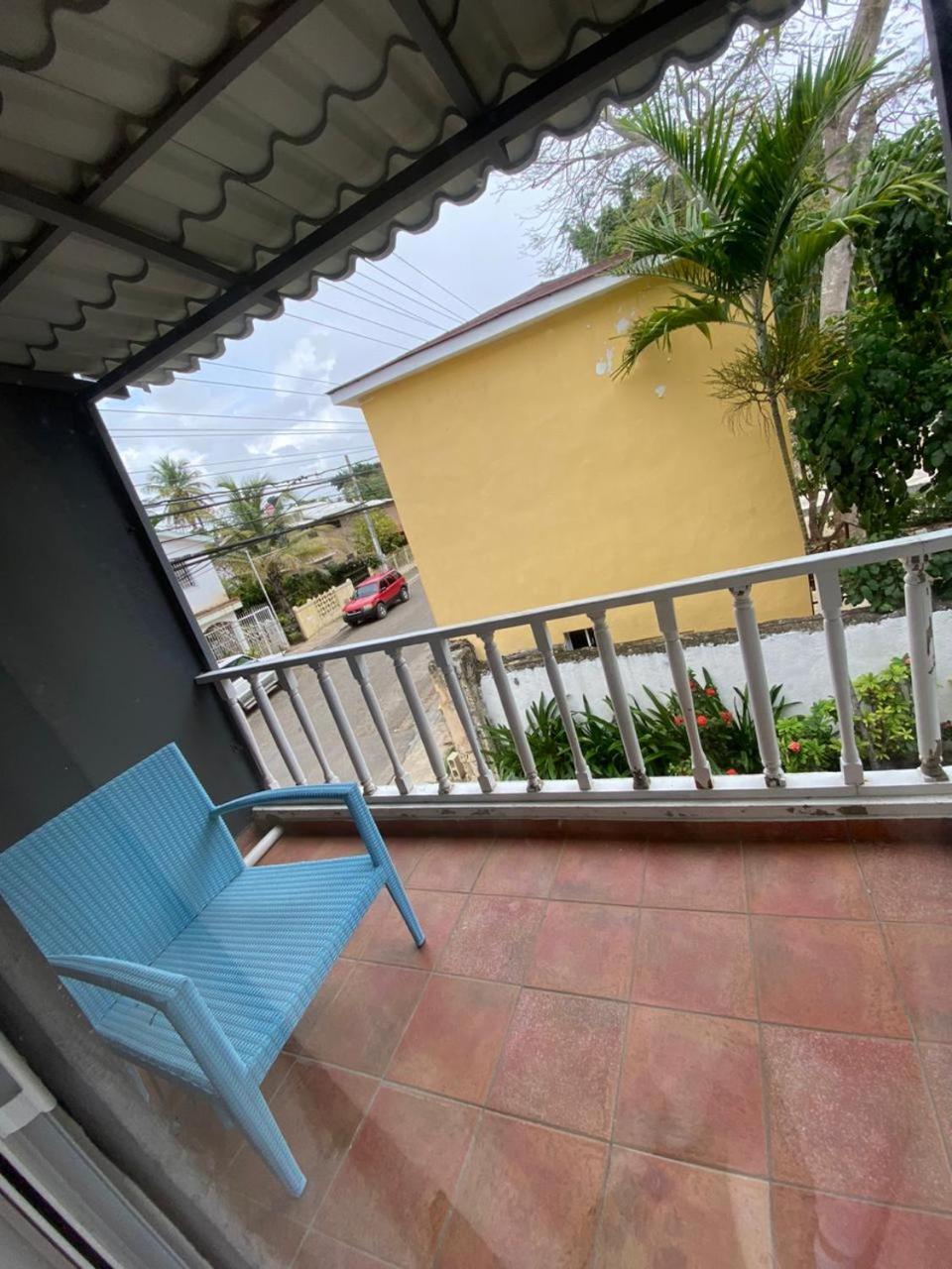 D' Franchesis Hostal Juan Dolio Bagian luar foto